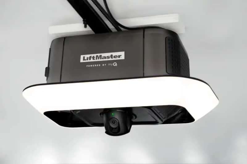 Garage Door Opener LiftMaster 87504-267 with built in camera